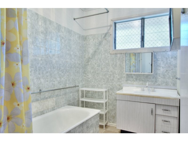 152 Smith Road, Woodridge QLD 4114