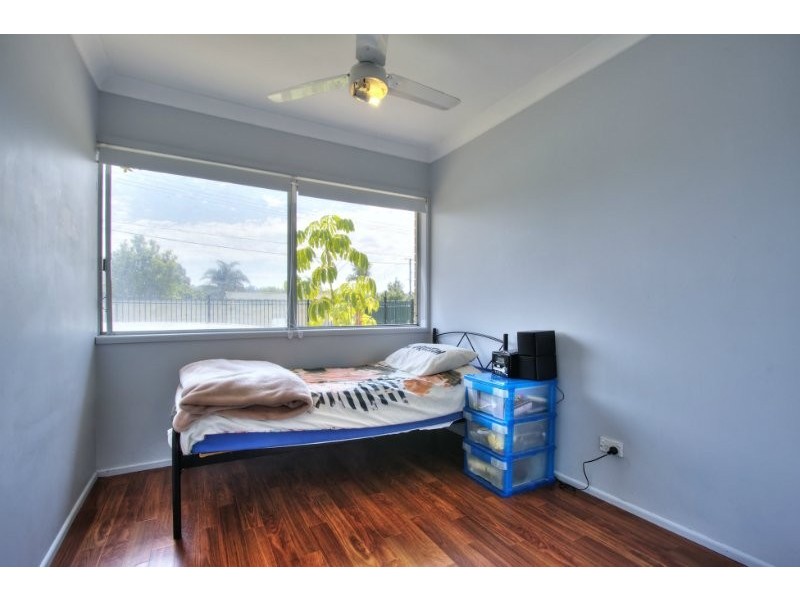 16 Boronia Avenue, Daisy Hill QLD 4127