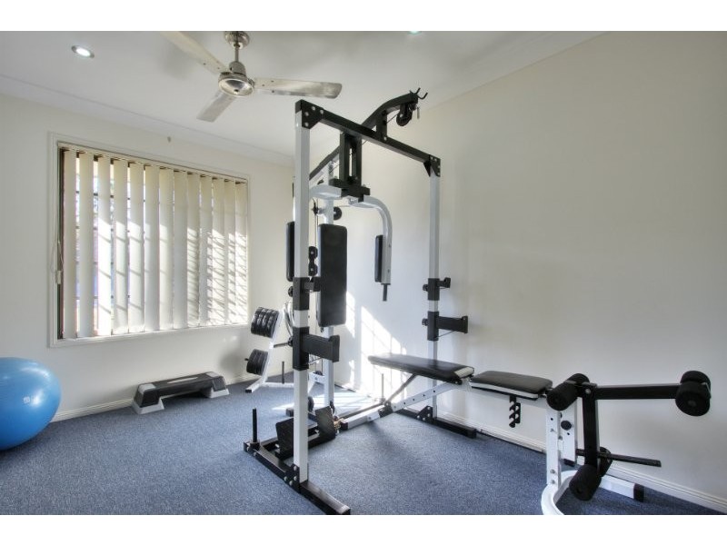 7 Maggie Court, Edens Landing QLD 4207