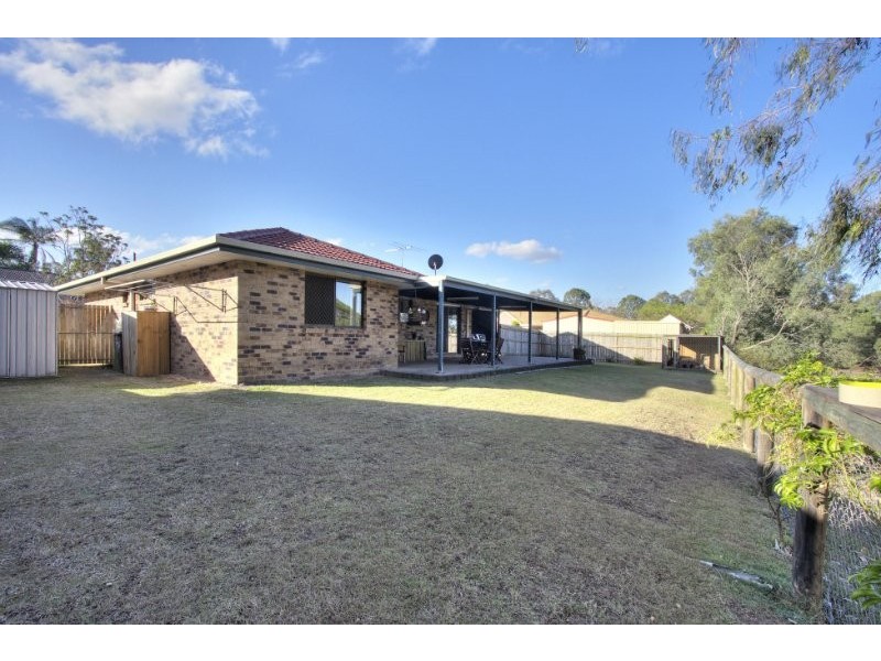 7 Maggie Court, Edens Landing QLD 4207