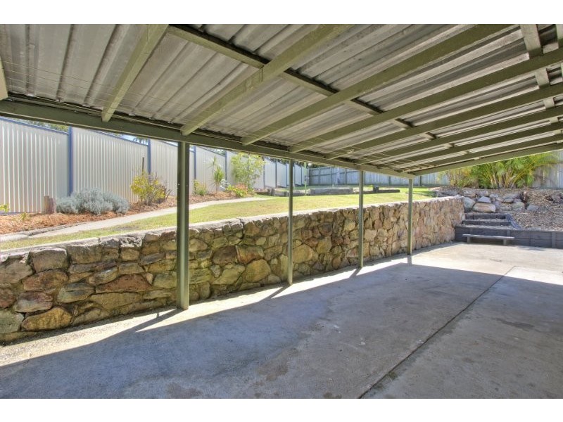 8 Kenthurst Crescent, Rochedale South QLD 4123
