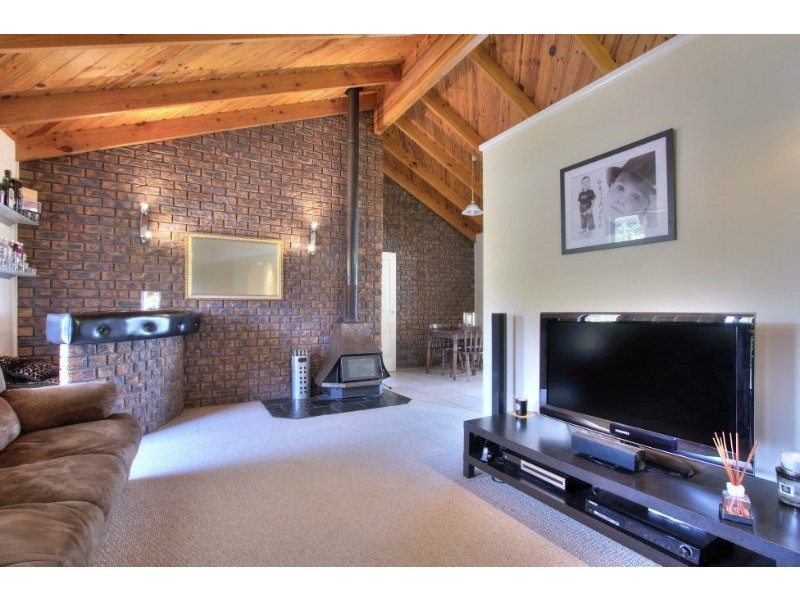 34 Gamenya Drive, Springwood QLD 4127