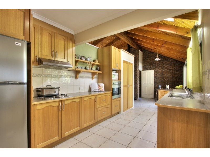 34 Gamenya Drive, Springwood QLD 4127