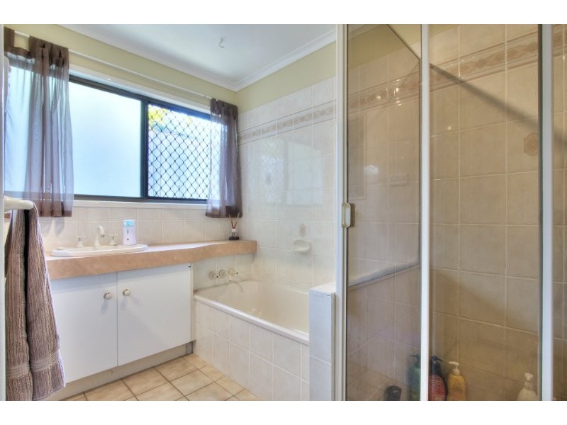 34 Gamenya Drive, Springwood QLD 4127