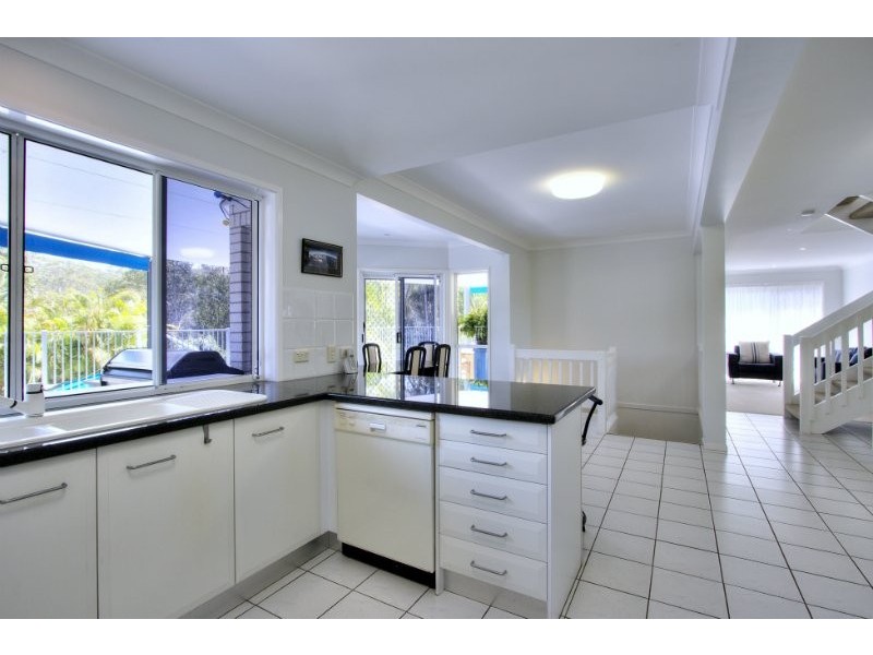 50 Mingah Crescent, Shailer Park QLD 4128