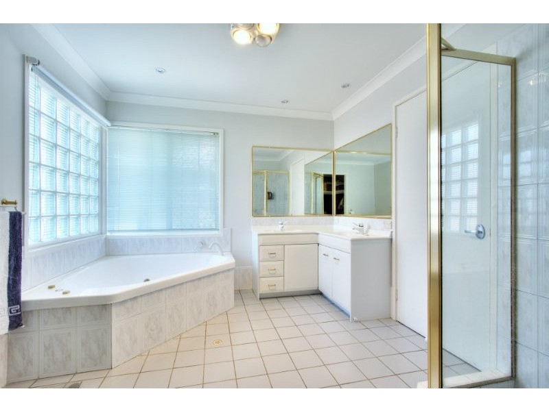 50 Mingah Crescent, Shailer Park QLD 4128