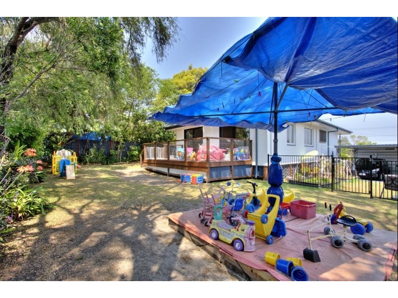 8 Avoca Street, Woodridge QLD 4114