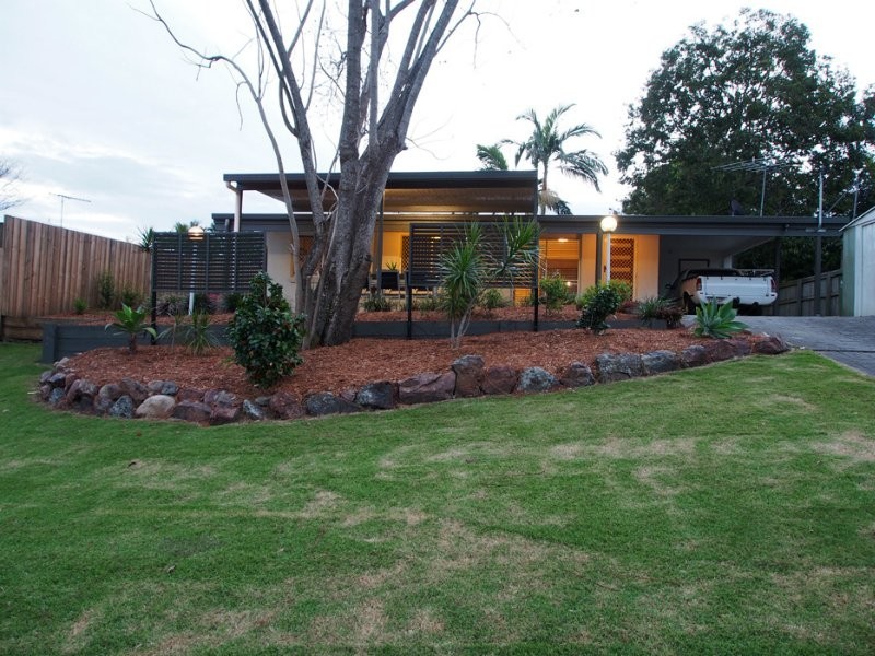 8 Trinette Street, Shailer Park QLD 4128