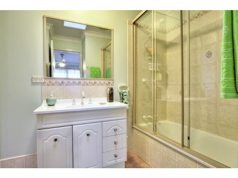 11/5 Delanty Court, Edens Landing QLD 4207