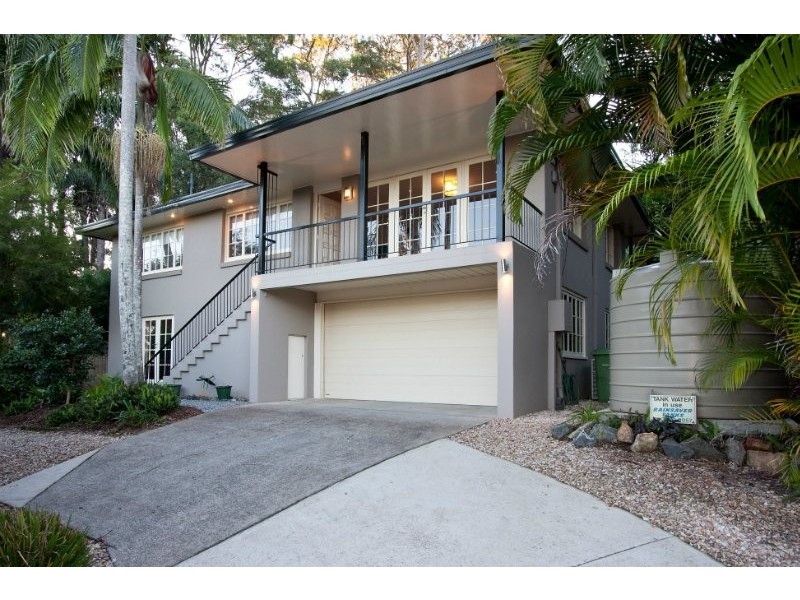 11 Holyoake Drive, Daisy Hill QLD 4127
