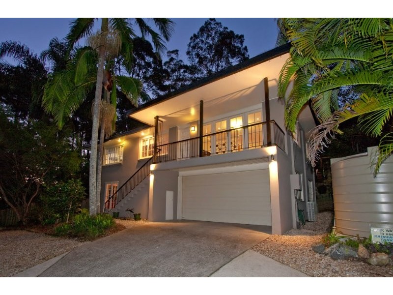 11 Holyoake Drive, Daisy Hill QLD 4127