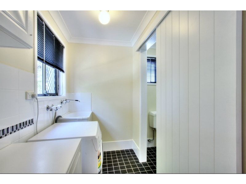 399 Chatswood Road, Shailer Park QLD 4128