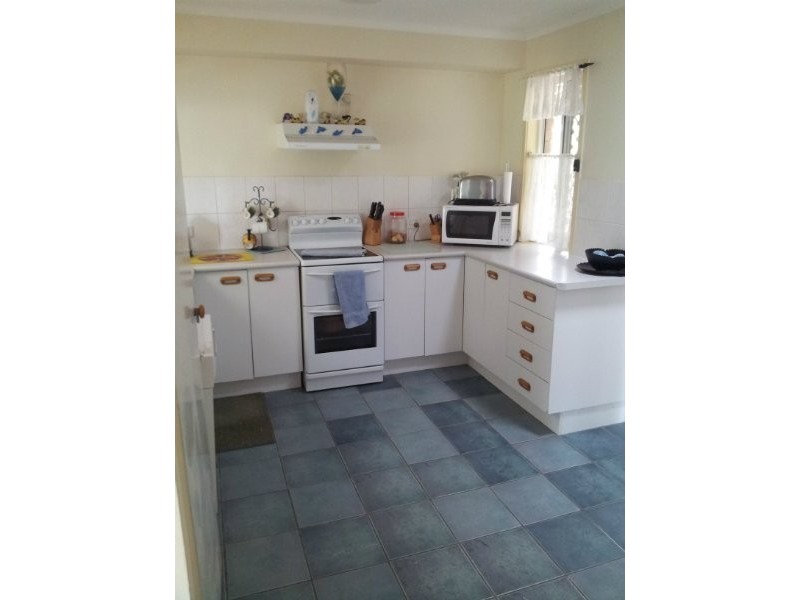 23 Eira Crescent, Edens Landing QLD 4207