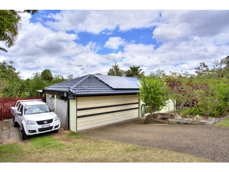 6 Oatberry Crescent, Shailer Park QLD 4128