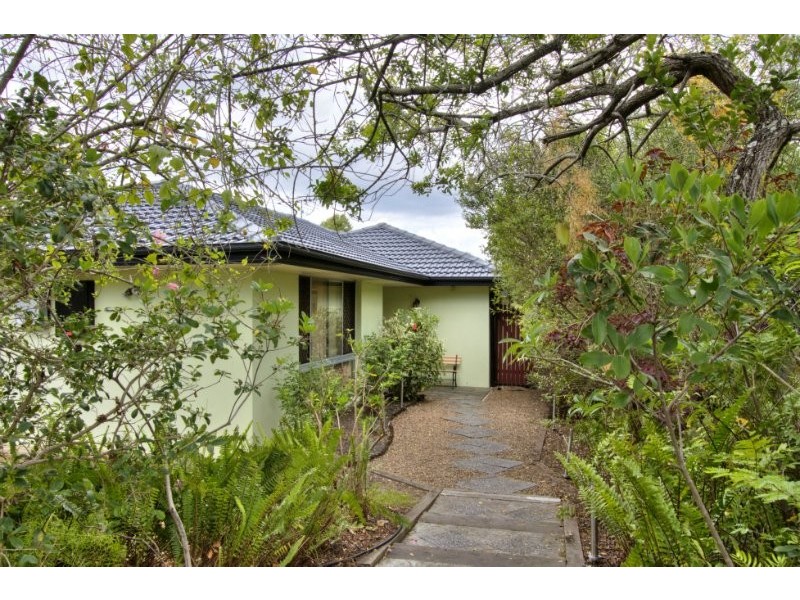 6 Oatberry Crescent, Shailer Park QLD 4128