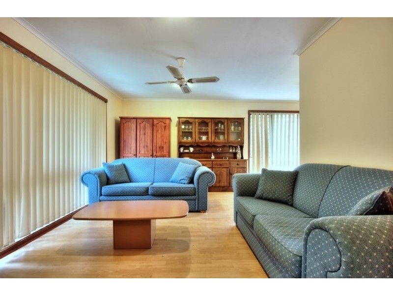 6 Oatberry Crescent, Shailer Park QLD 4128