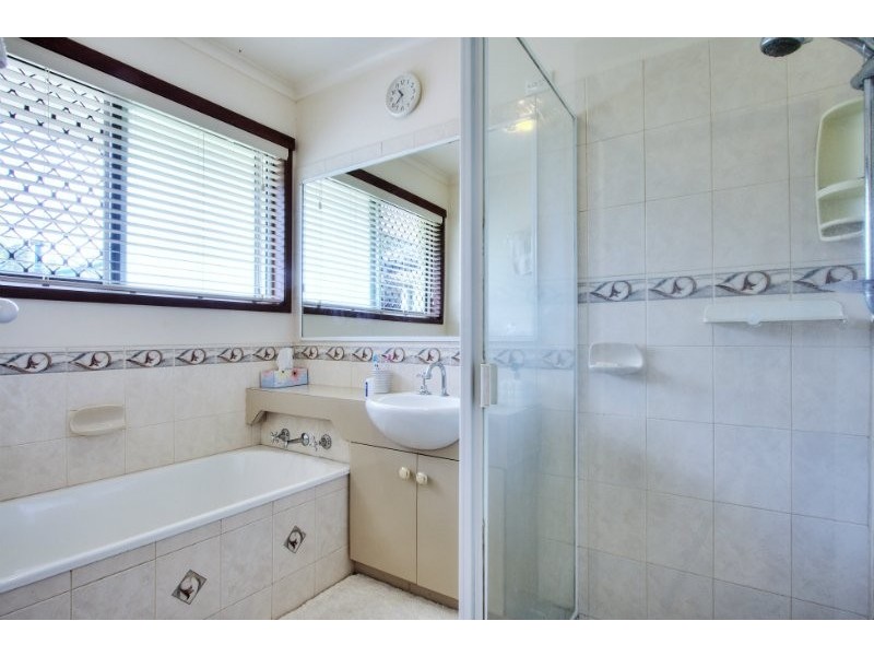6 Oatberry Crescent, Shailer Park QLD 4128