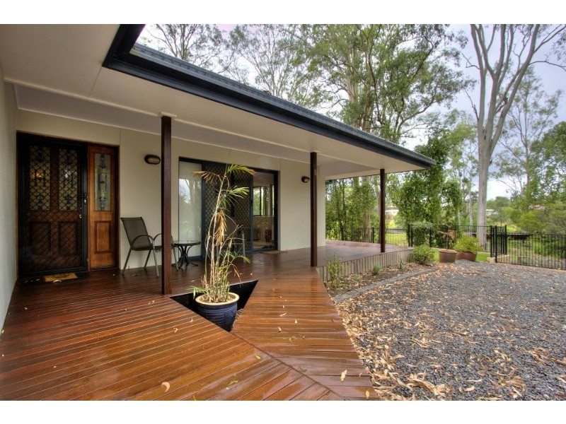 23D Clivia Crescent, Daisy Hill QLD 4127