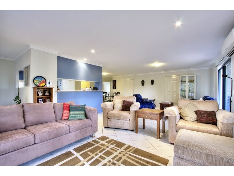 23D Clivia Crescent, Daisy Hill QLD 4127