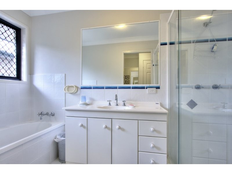23D Clivia Crescent, Daisy Hill QLD 4127