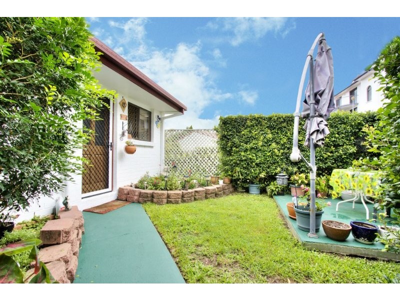 1/155 John Paul Drive, Springwood QLD 4127