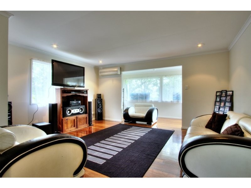 26 Carissa Street, Shailer Park QLD 4128