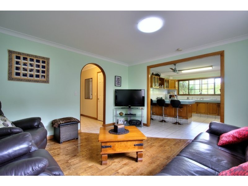 7 Gambrinus Court, Rochedale South QLD 4123