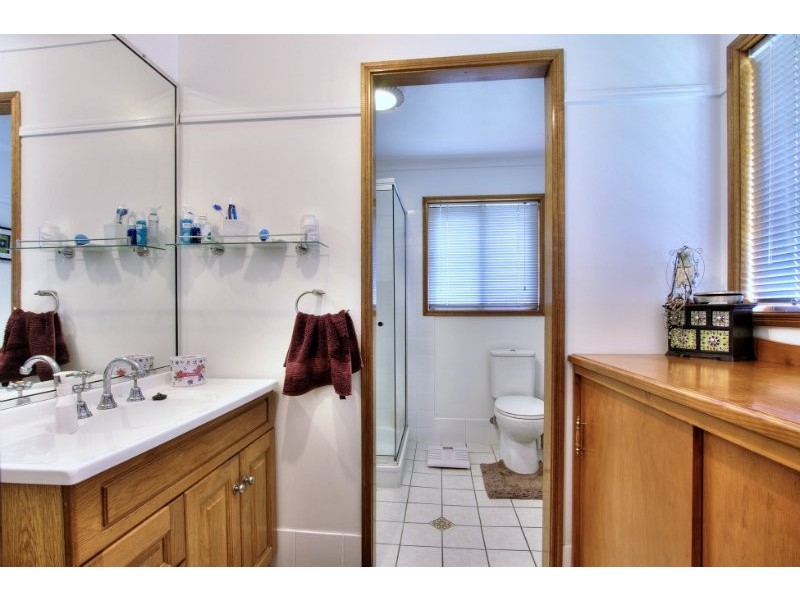 7 Gambrinus Court, Rochedale South QLD 4123