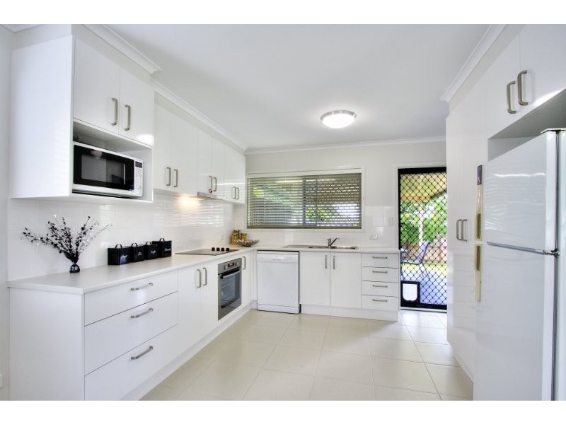 15 Sunset Street, Rochedale South QLD 4123