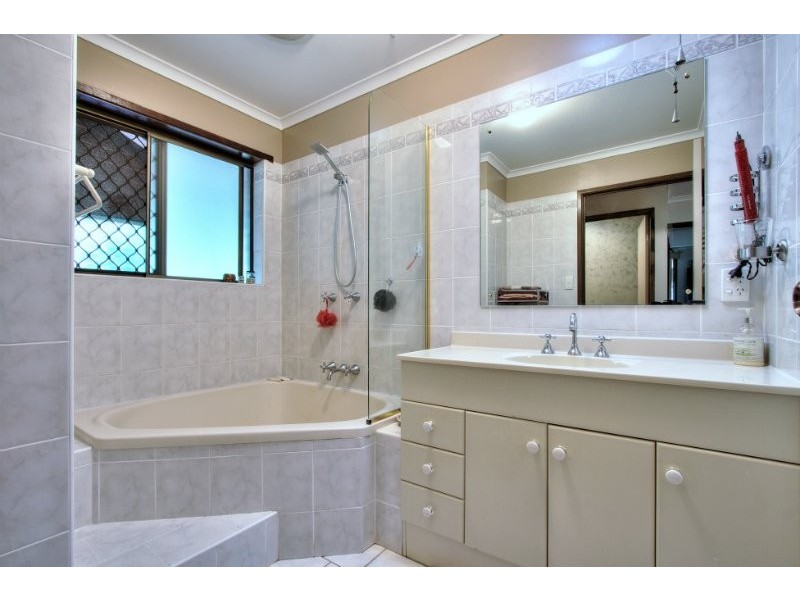 177 Plantain Road, Shailer Park QLD 4128