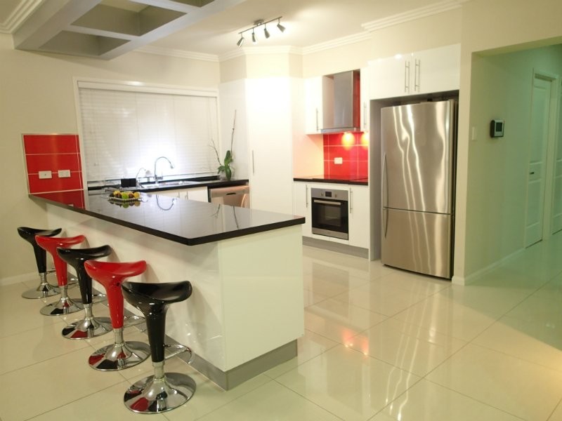 15 Lakeland Court, Loganholme QLD 4129