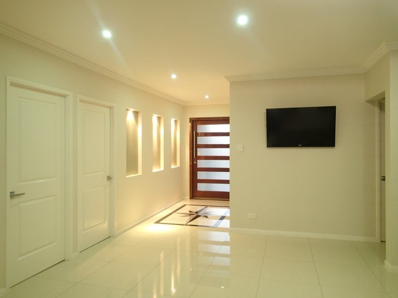 15 Lakeland Court, Loganholme QLD 4129