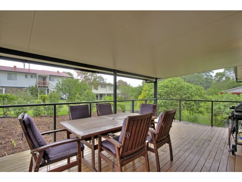 2 Nicholas Court, Underwood QLD 4119