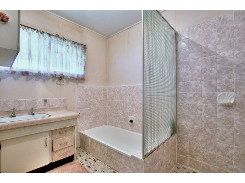 26 Lisbeth Street, Springwood QLD 4127