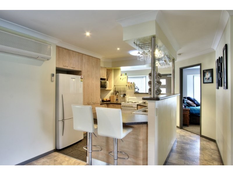 8 Jitra Place, Tanah Merah QLD 4128