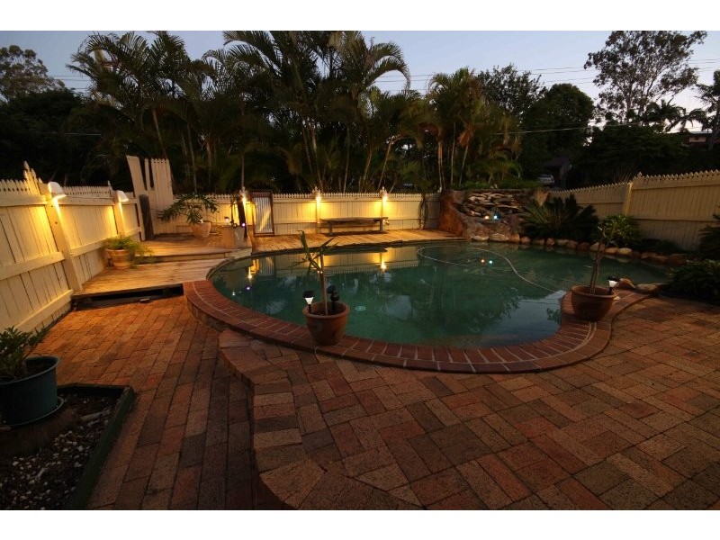 1 Franklin Street, Rochedale South QLD 4123