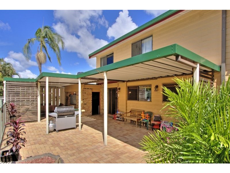 52 Raelene Terrace, Springwood QLD 4127