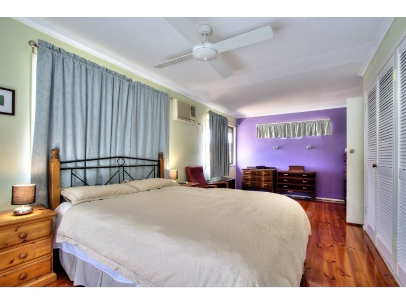 52 Raelene Terrace, Springwood QLD 4127