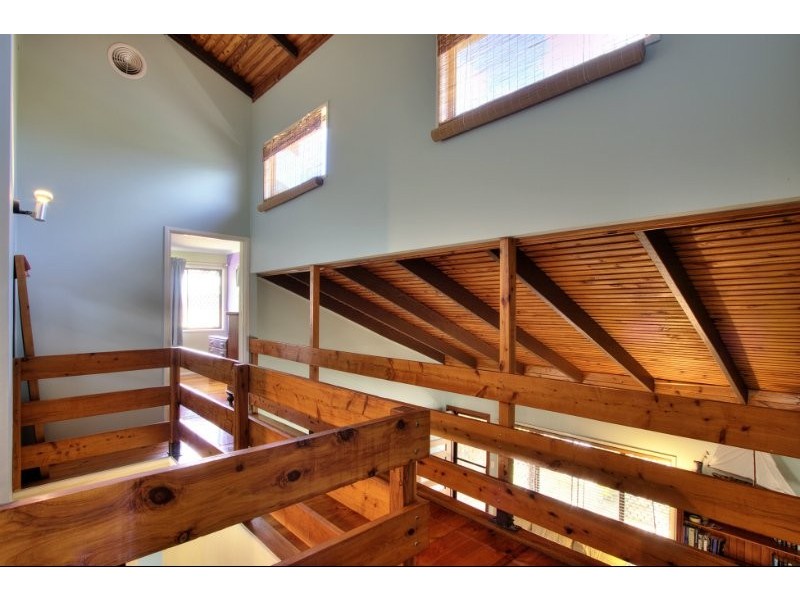 52 Raelene Terrace, Springwood QLD 4127