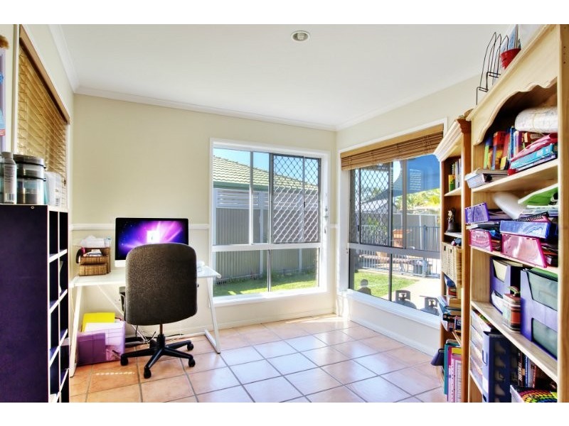 80 Tansey Drive, Tanah Merah QLD 4128