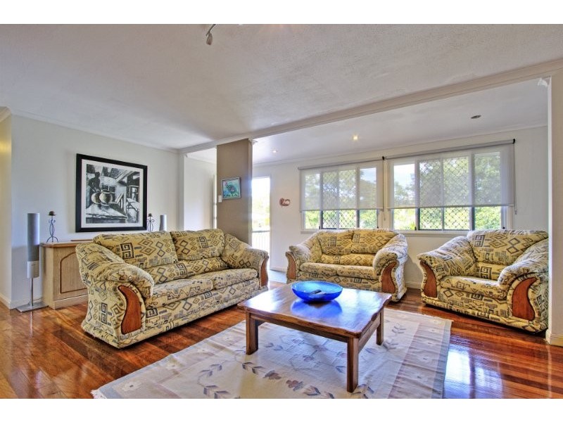 8 Wendron Street, Rochedale South QLD 4123