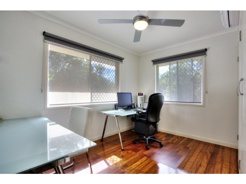 8 Wendron Street, Rochedale South QLD 4123