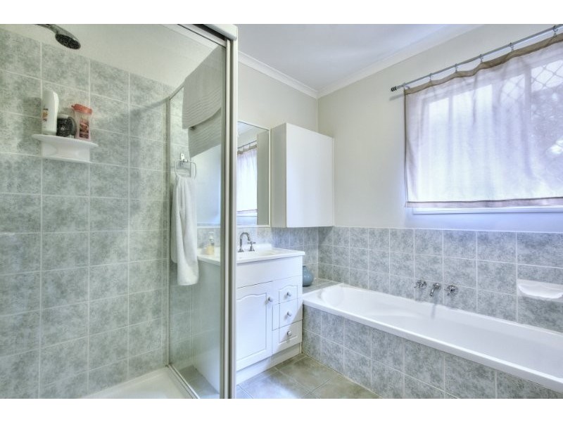 8 Wendron Street, Rochedale South QLD 4123