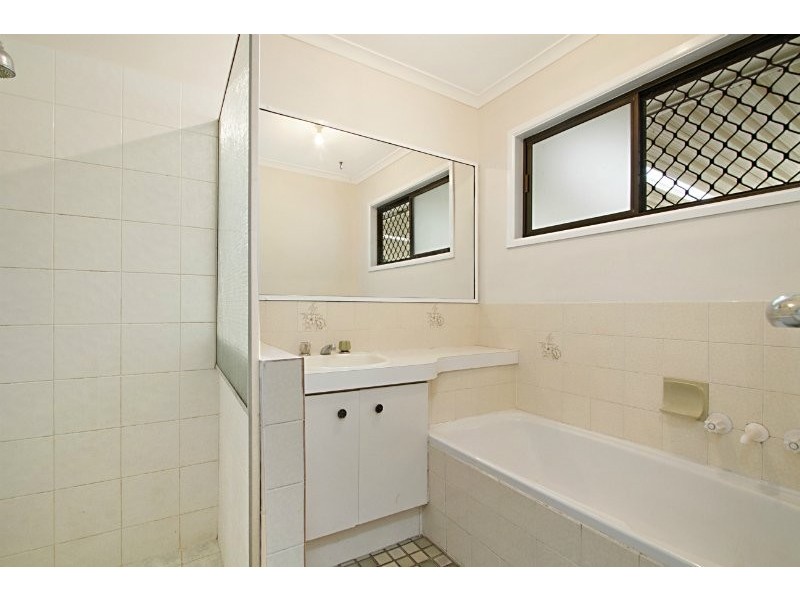 13 Kumbari Street, Rochedale South QLD 4123