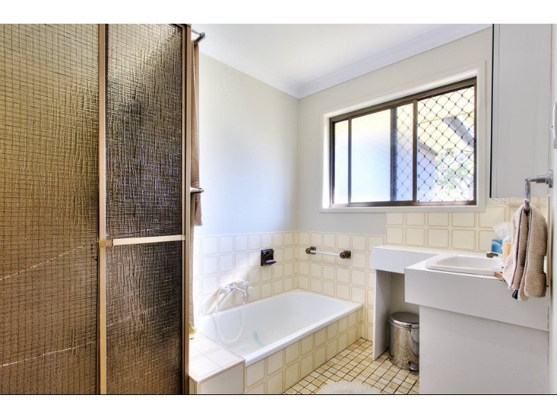 24 Boongeen Street, Rochedale South QLD 4123