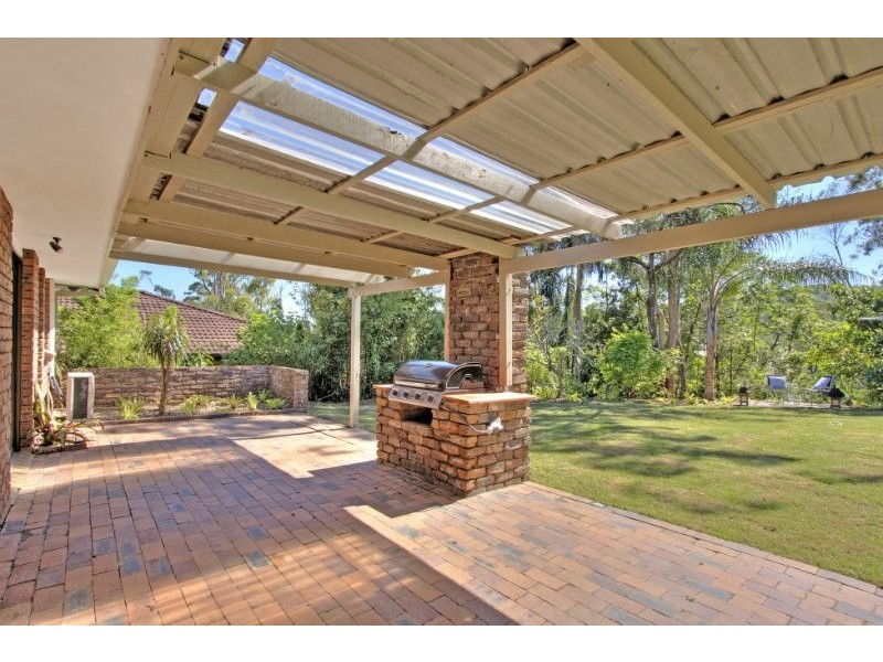 213 Upper Lyndale Street, Shailer Park QLD 4128
