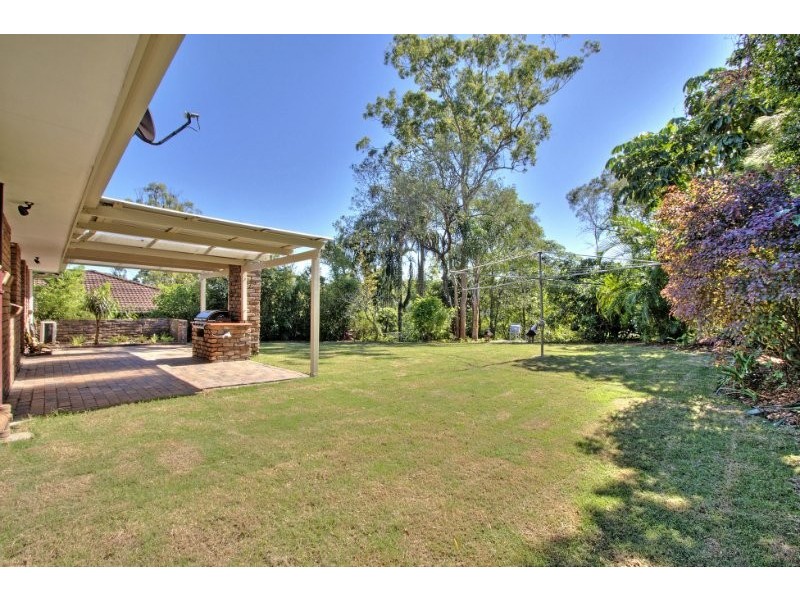 213 Upper Lyndale Street, Shailer Park QLD 4128