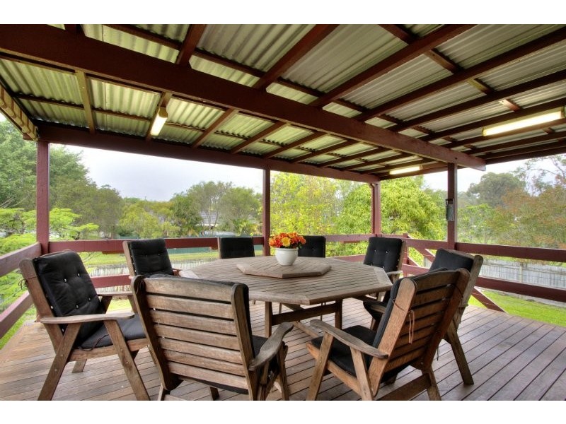 4 Walcha Court, Beenleigh QLD 4207