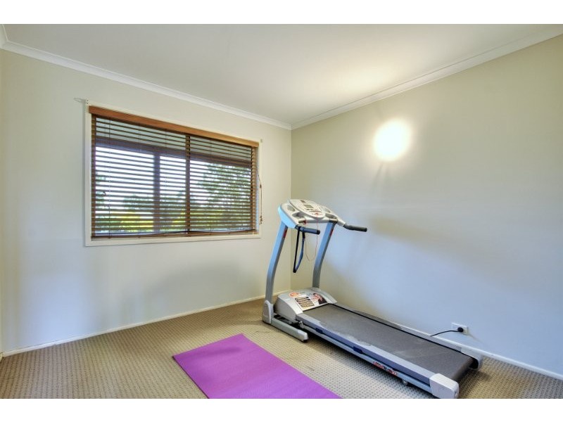 4 Walcha Court, Beenleigh QLD 4207