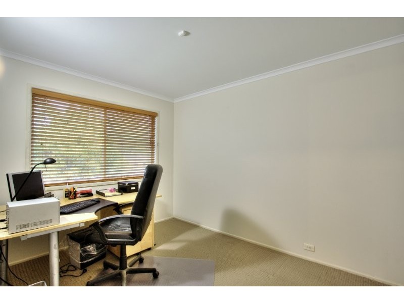 4 Walcha Court, Beenleigh QLD 4207